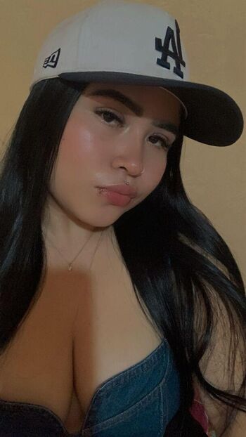 Full leaked Lunnamoretti private onlyfans photo