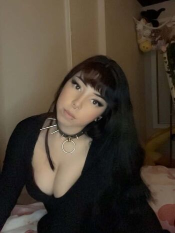 Full leaked Luusilly private onlyfans photo