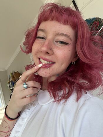 Full leaked Luvliii private onlyfans photo