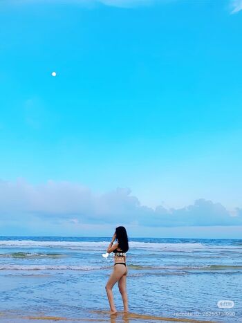 Full leaked Luxiaoding page private onlyfans photo