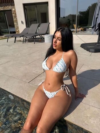 Full leaked Luxy capi private onlyfans photo