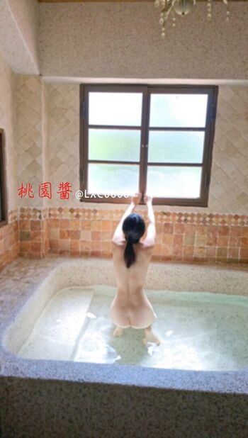 Full leaked Lxc private onlyfans photo