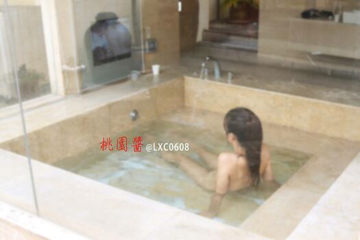 Full leaked Lxc private onlyfans photo