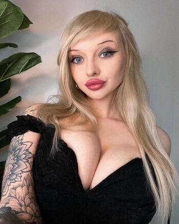 Full leaked Lydiafawn  page private onlyfans photo