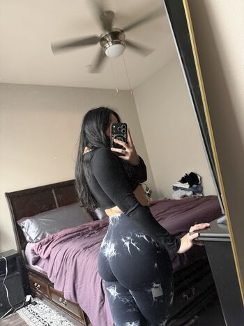 Full leaked Lyndi private onlyfans photo