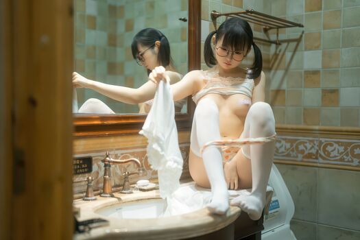 Full leaked Lynnli private onlyfans photo