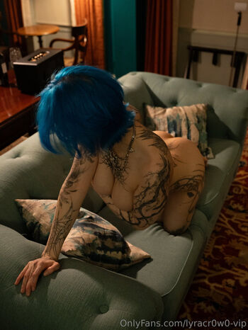 Full leaked Lyra crow  page private onlyfans photo