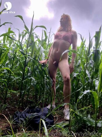 Full leaked Lysiavice private onlyfans photo