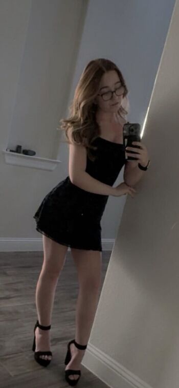 Full leaked Lyssaurora page private onlyfans photo