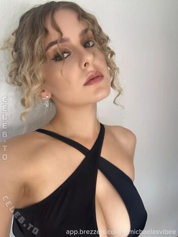Full leaked M ichaaelaa page private onlyfans photo