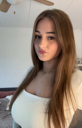 Full leaked Maaike roellies private onlyfans photo