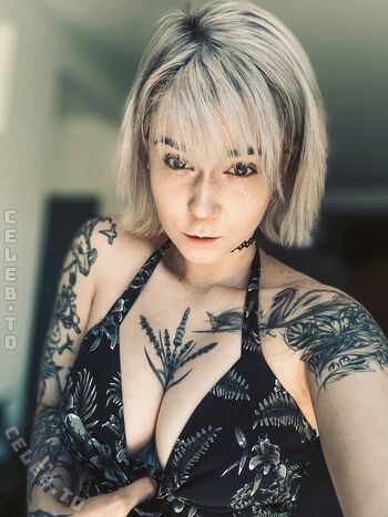 Full leaked Macezayuri  page private onlyfans photo