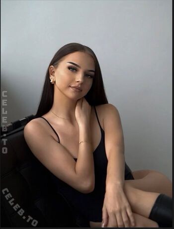 Full leaked Macoestelle private onlyfans photo