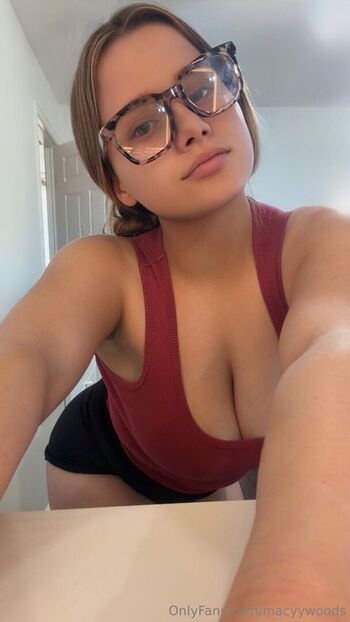 Full leaked Macyywoods private onlyfans photo