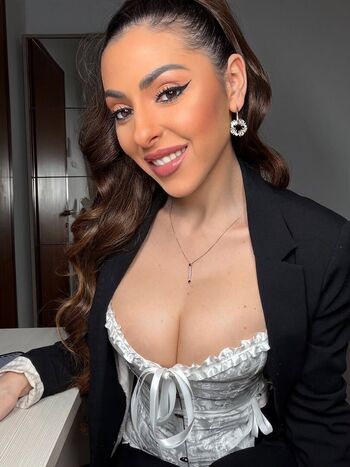 Full leaked Madamex private onlyfans photo