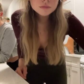 Full leaked Maddie phillips private onlyfans photo