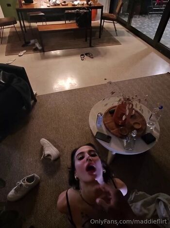 Full leaked Maddieflirt private onlyfans photo