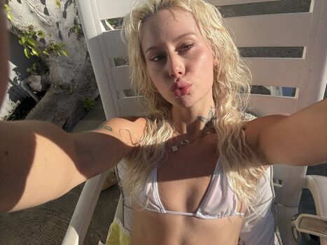 Full leaked Maddievbaby private onlyfans photo