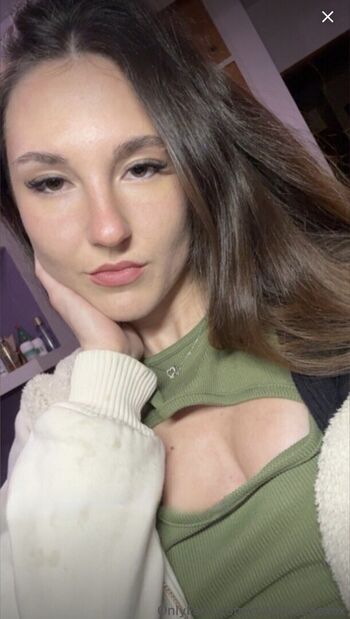 Full leaked Maddiieeeexox private onlyfans photo