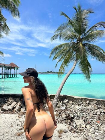 Full leaked Madi ruve  page private onlyfans photo