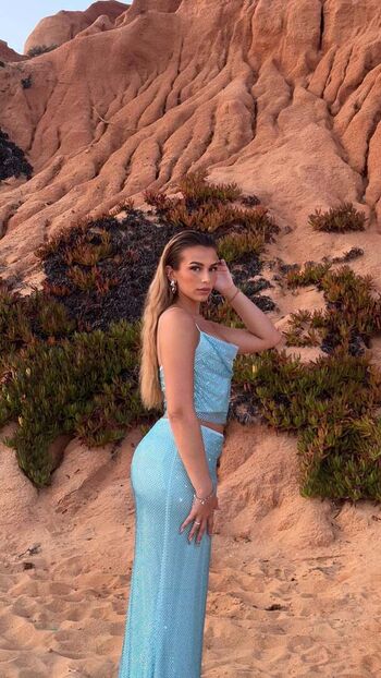 Full leaked Maeva dsc page private onlyfans photo