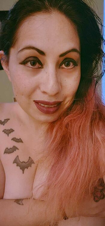 Full leaked Maggispicymom private onlyfans photo