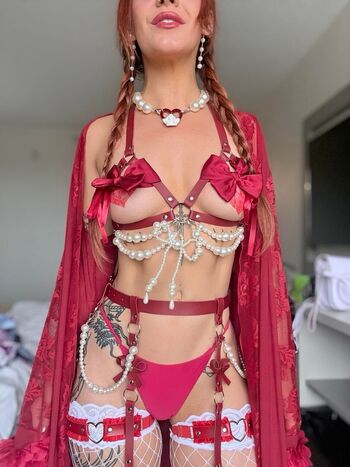 Full leaked Magpiiee  page private onlyfans photo