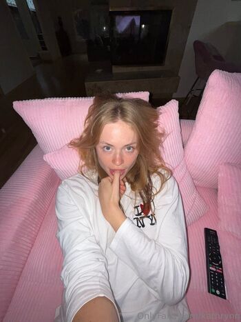 Full leaked Magpiiee  page private onlyfans photo