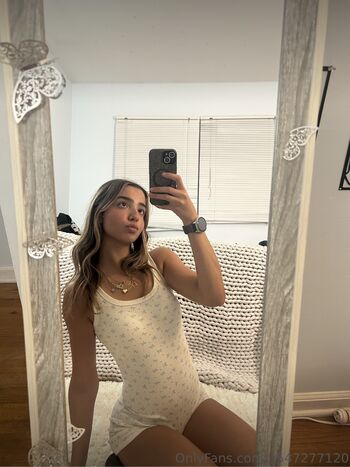 Full leaked Maiamoore private onlyfans photo