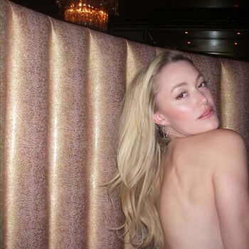 Full leaked Maika monroe page private onlyfans photo