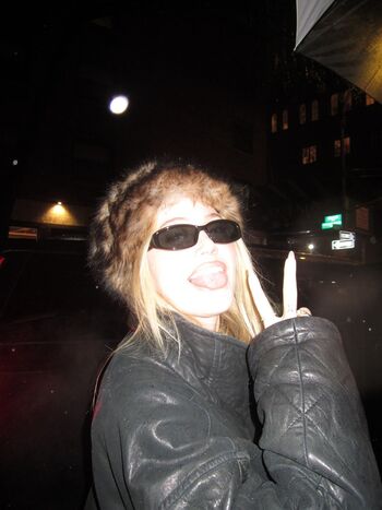 Full leaked Maika monroe page private onlyfans photo