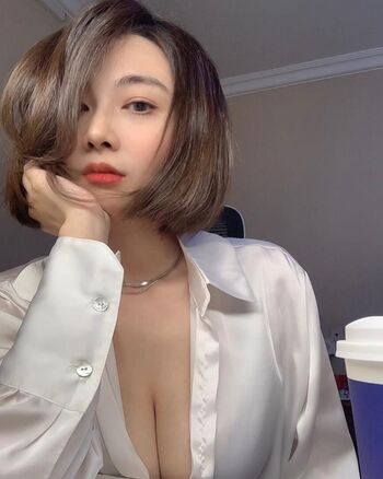 Full leaked Maipei page private onlyfans photo