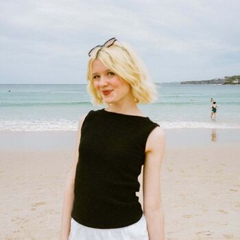 Full leaked Maisie peters private onlyfans photo