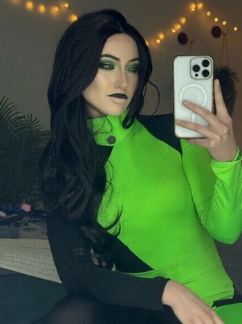 Full leaked Maisielynnie private onlyfans photo