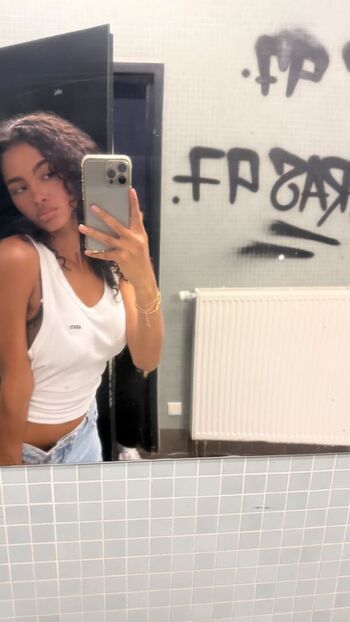 Full leaked Majel udjate znefer page private onlyfans photo