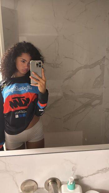 Majel Udjate Znefer_