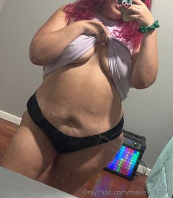 Full leaked Makeashcum private onlyfans photo