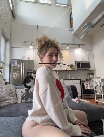 Full leaked Makenna dean page private onlyfans photo