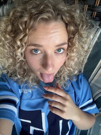 Full leaked Makenna dean page private onlyfans photo