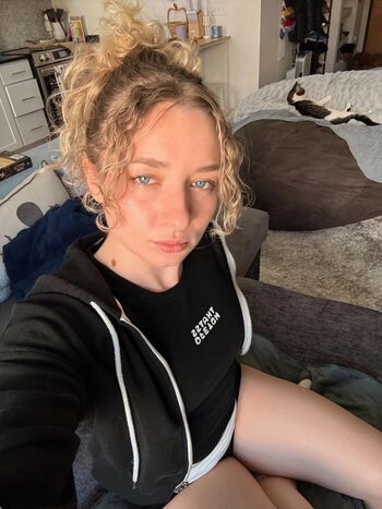 Full leaked Makenna dean page private onlyfans photo