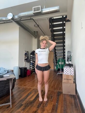 Full leaked Makenna dean page private onlyfans photo