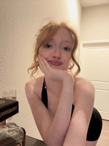 Full leaked Makenna kelly  page private onlyfans photo