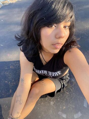 Full leaked Makeoutradio private onlyfans photo