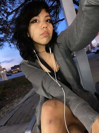 Full leaked Makeoutradio private onlyfans photo