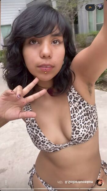 Full leaked Makeoutradio private onlyfans photo