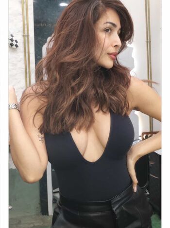 Full leaked Malaika arora private onlyfans photo