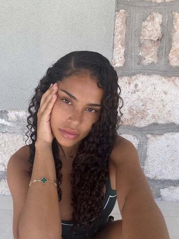 Full leaked Malaika terry private onlyfans photo
