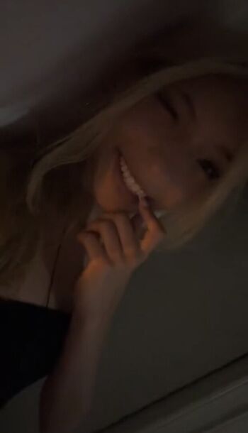 Full leaked Malaysian tiktokers private onlyfans photo