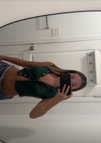 Full leaked Malia jeo private onlyfans photo