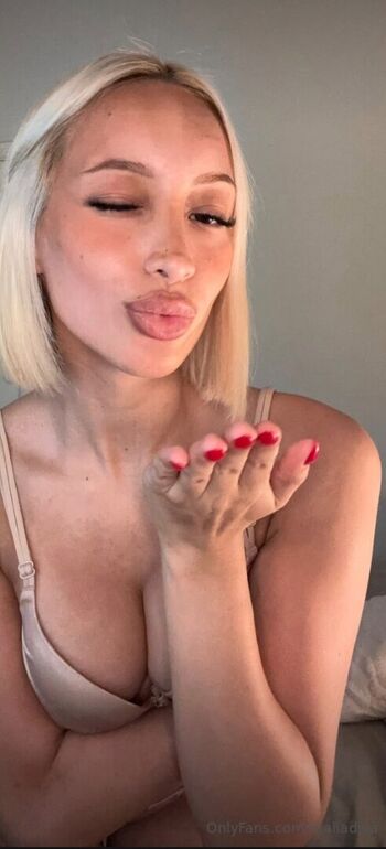 Full leaked Maliadiva private onlyfans photo